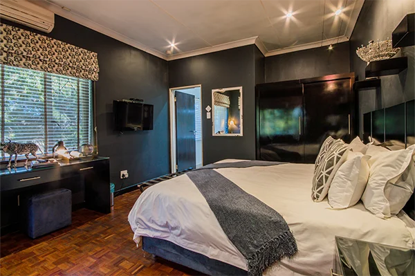 Executive Rooms Image